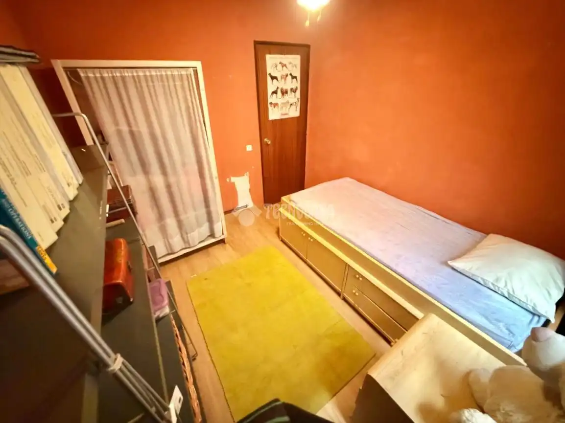 Dormitori de Pis en venda en Móstoles