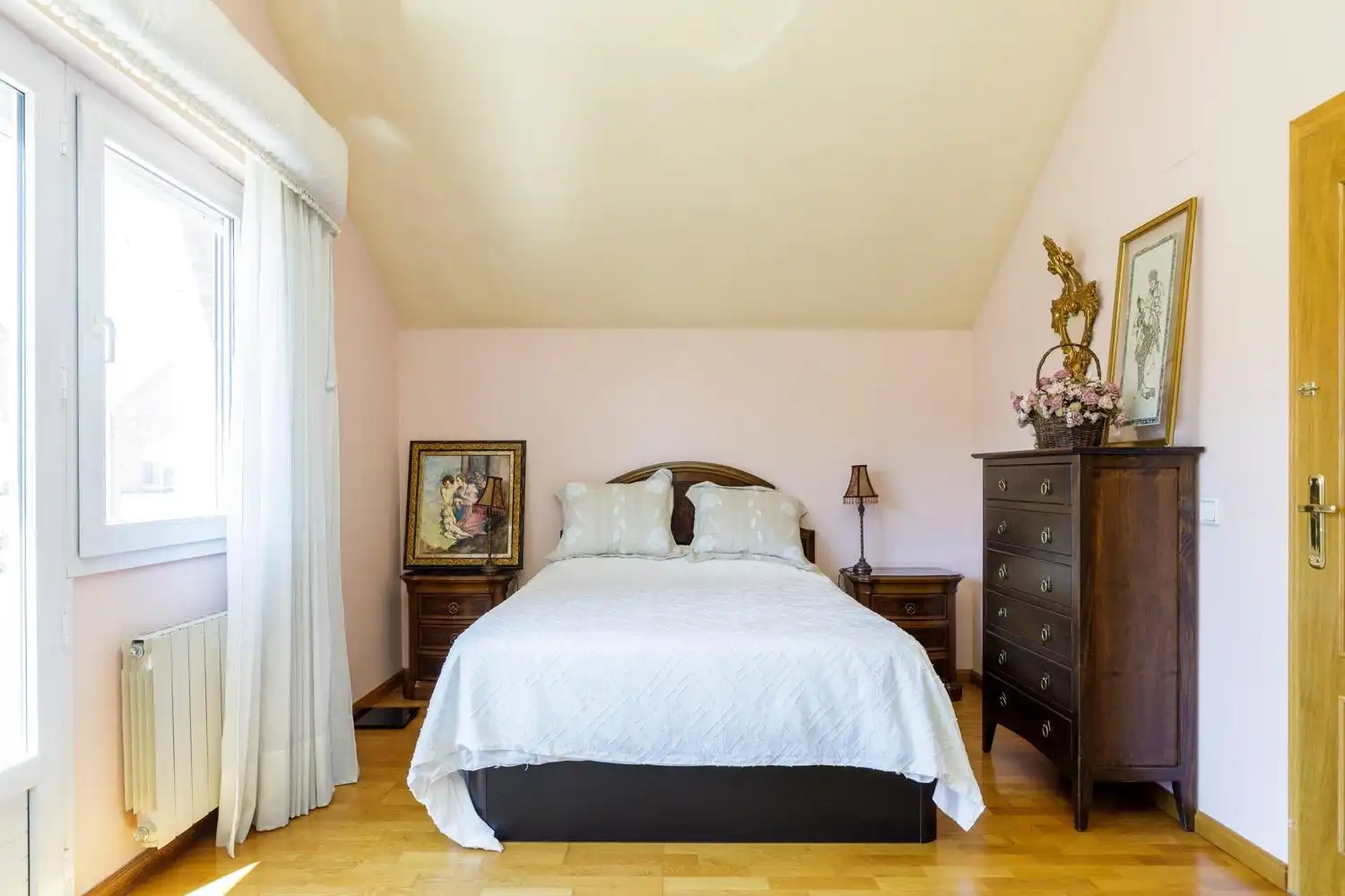Bedroom of Detached homes for sale in Zaragoza  with Heating, Private garden and Terrace