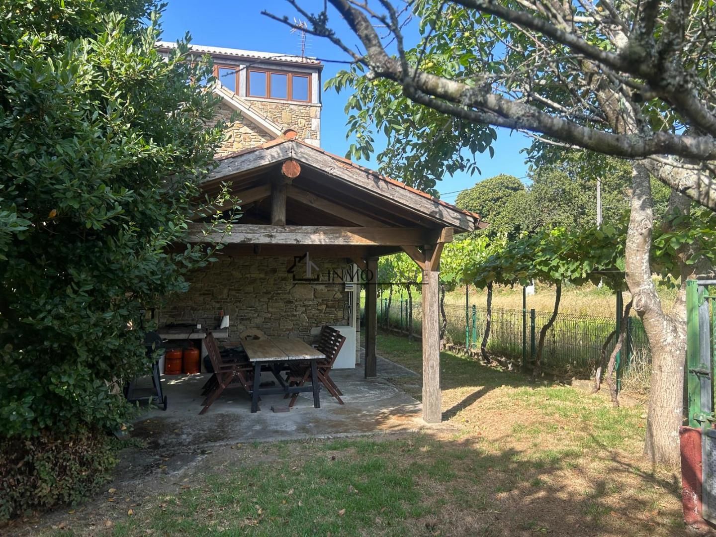 Jardí de Casa o xalet en venda en Meaño amb Jardí privat