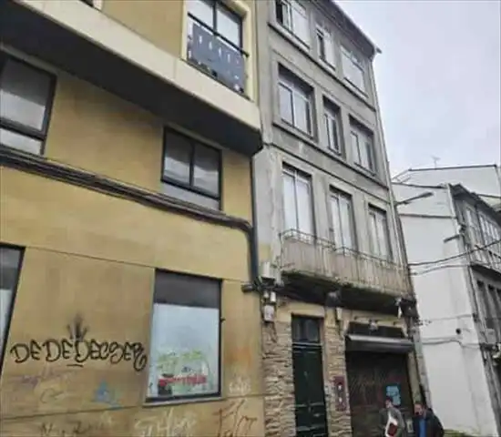 Piso en venta en Recatelo - O Carme