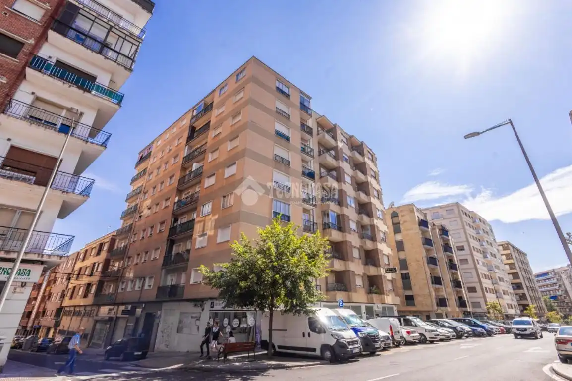 Vista exterior de Piso en venta en Salamanca con Calefacción y Terraza