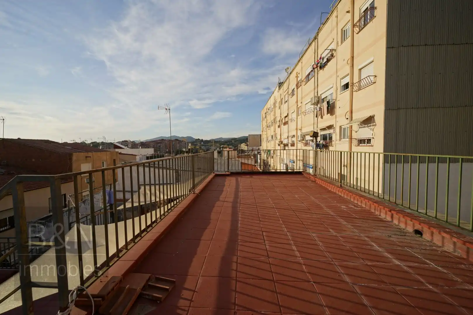 Vista exterior de Ático en venta en Terrassa con Terraza