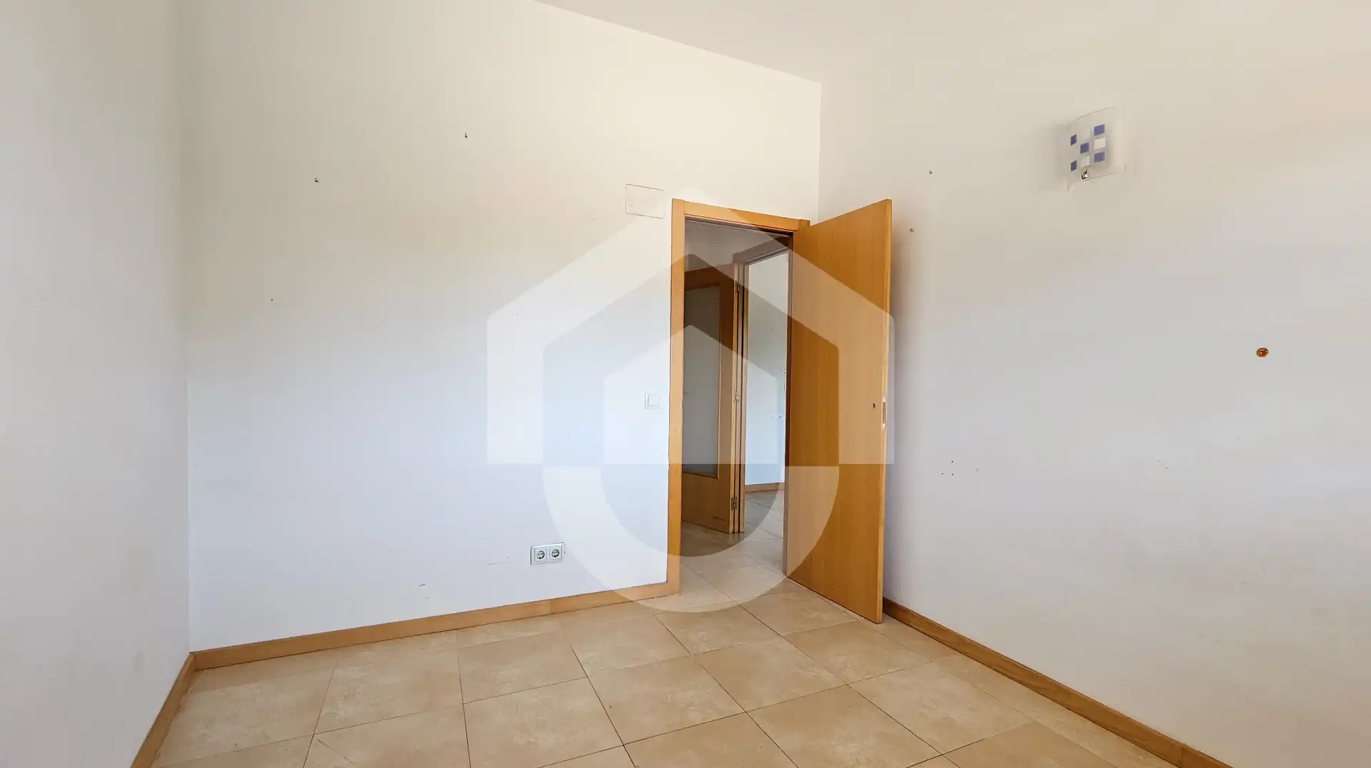 Planta baixa en venda a Porta