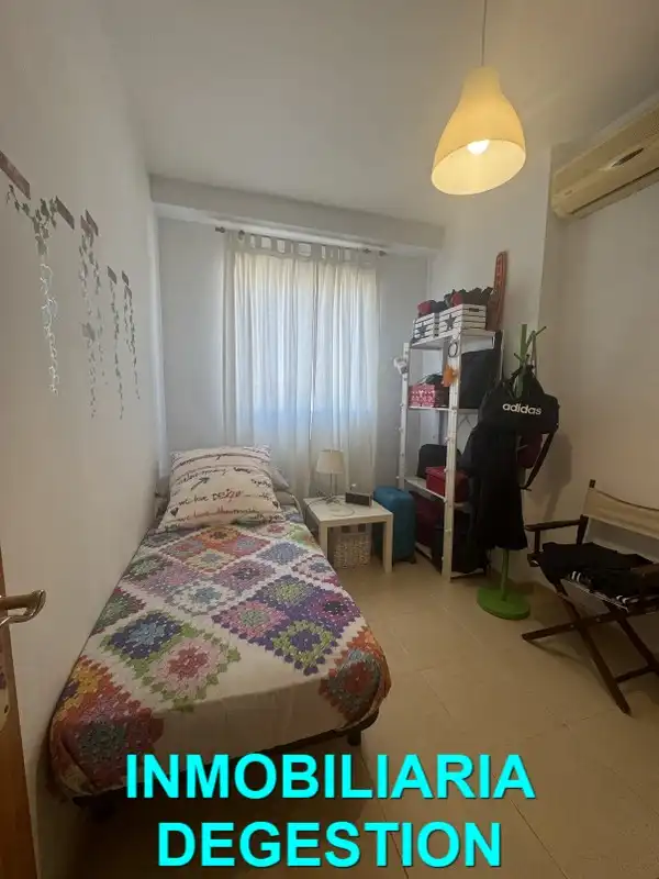 Bedroom of Flat for sale in Linares  with Air Conditioner, Heating and Furnished