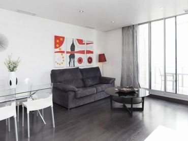 Appartement compact avec ascenseur à louer à Centro