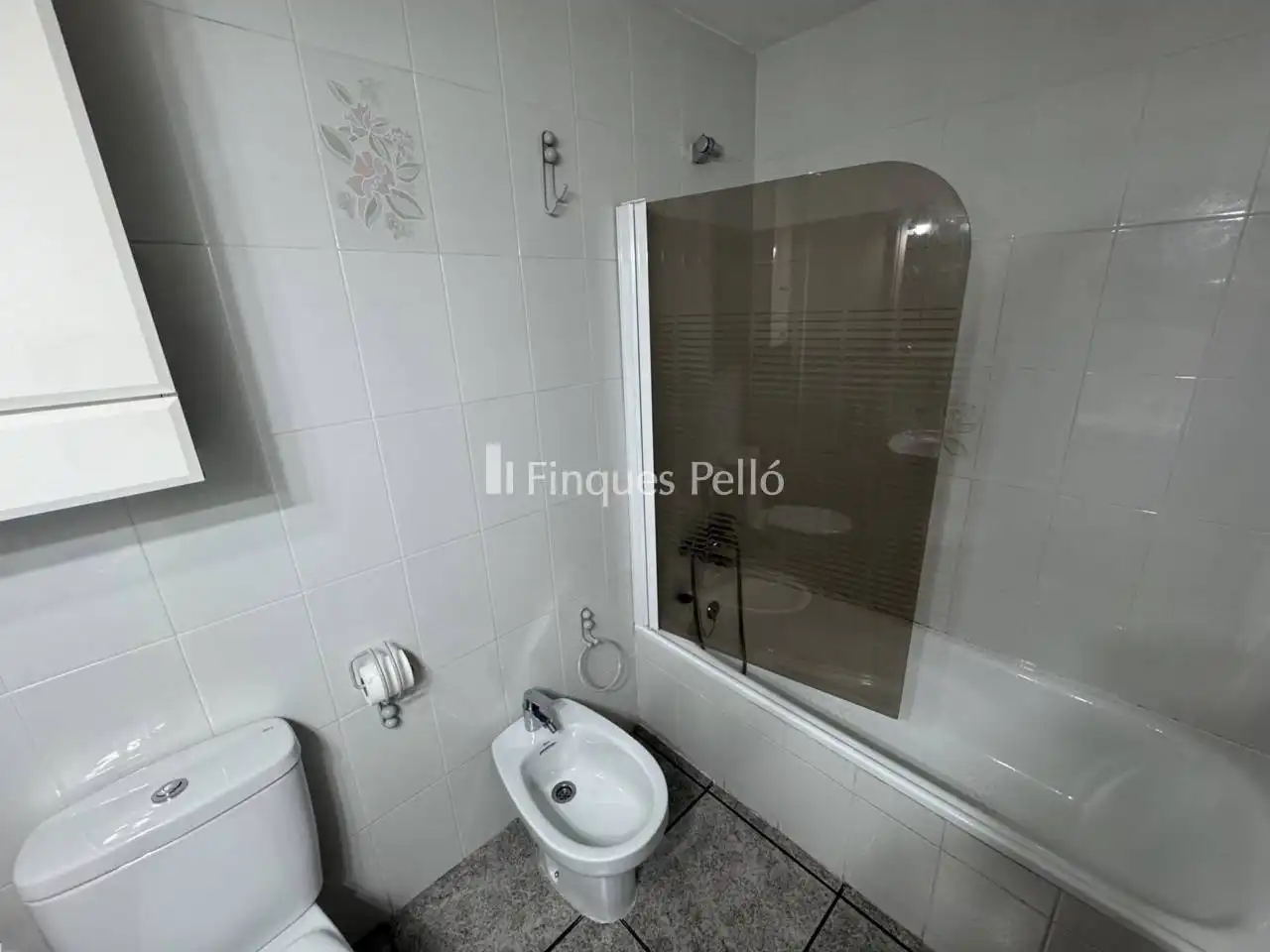 Bathroom of Flat for sale in Sant Feliu de Guíxols  with Air Conditioner, Heating and Balcony