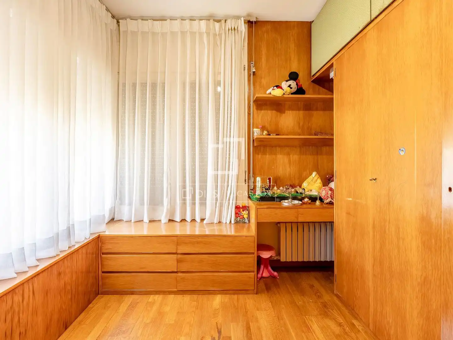 Bedroom of Houses for sale in Sant Just Desvern  with Air Conditioner, Private garden and Terrace