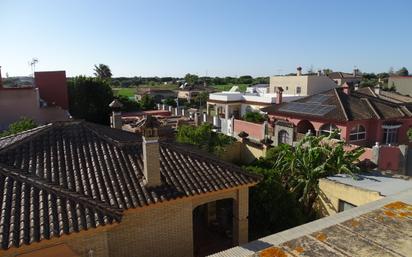 Exterior view of House or chalet for sale in El Puerto de Santa María  with Terrace and Balcony