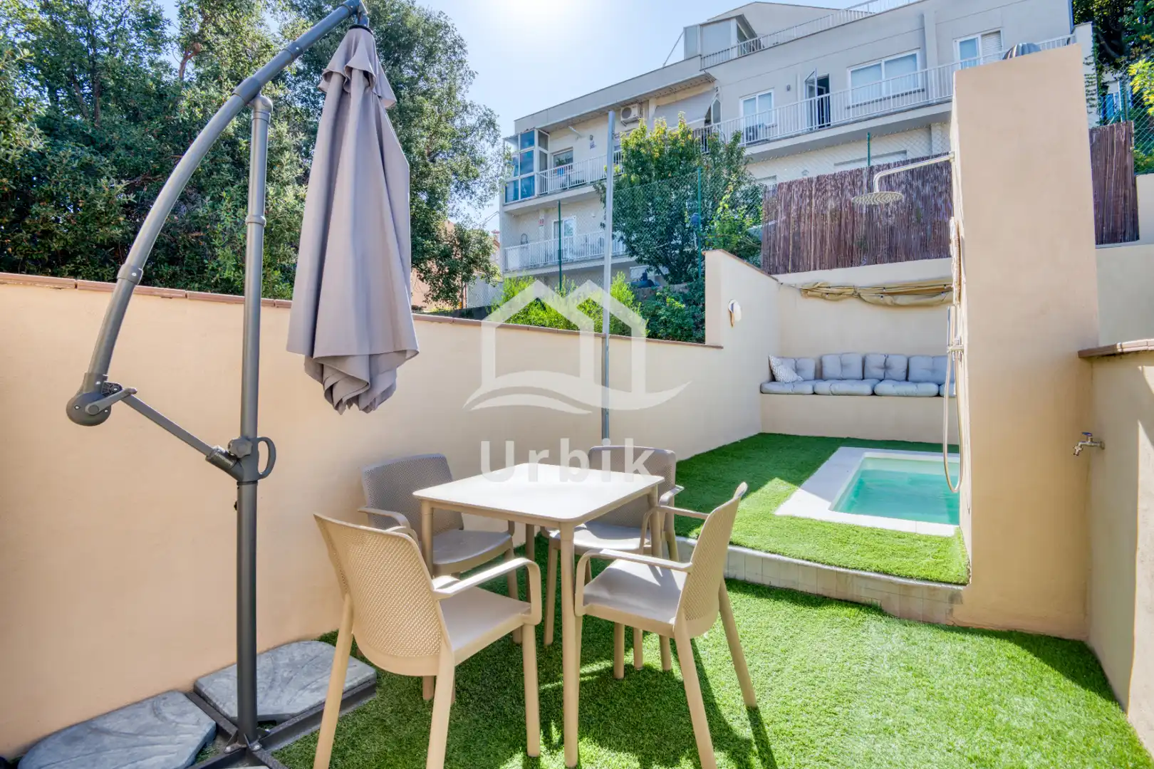 Casa amb piscina en venda a Carrer de Nàpols 26, imagen 7