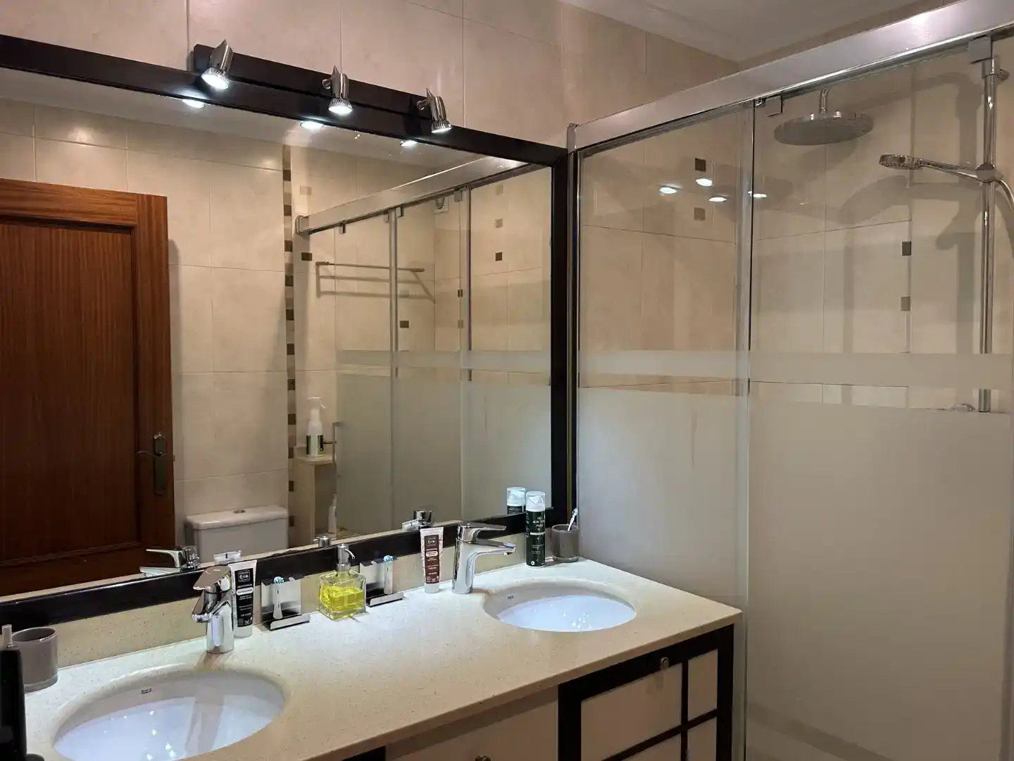 Badezimmer von Wohnung zum Verkauf in Bilbao  mit Terrasse