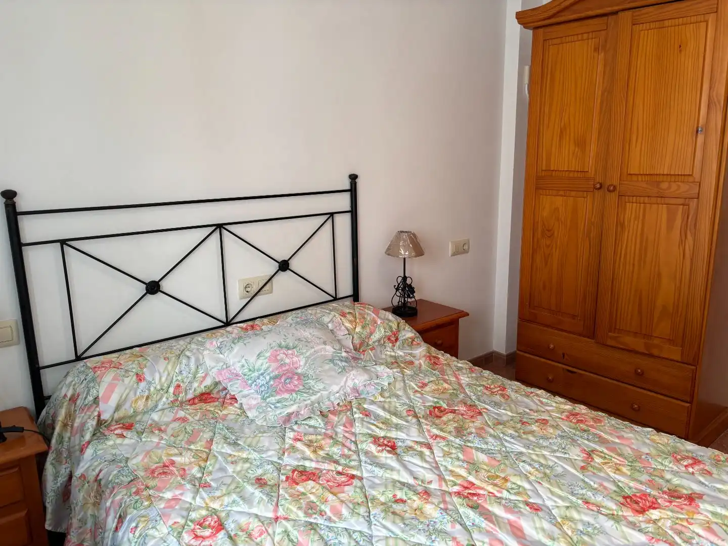 Dormitori de Apartament en venda en Carboneras amb Aire condicionat i Balcó