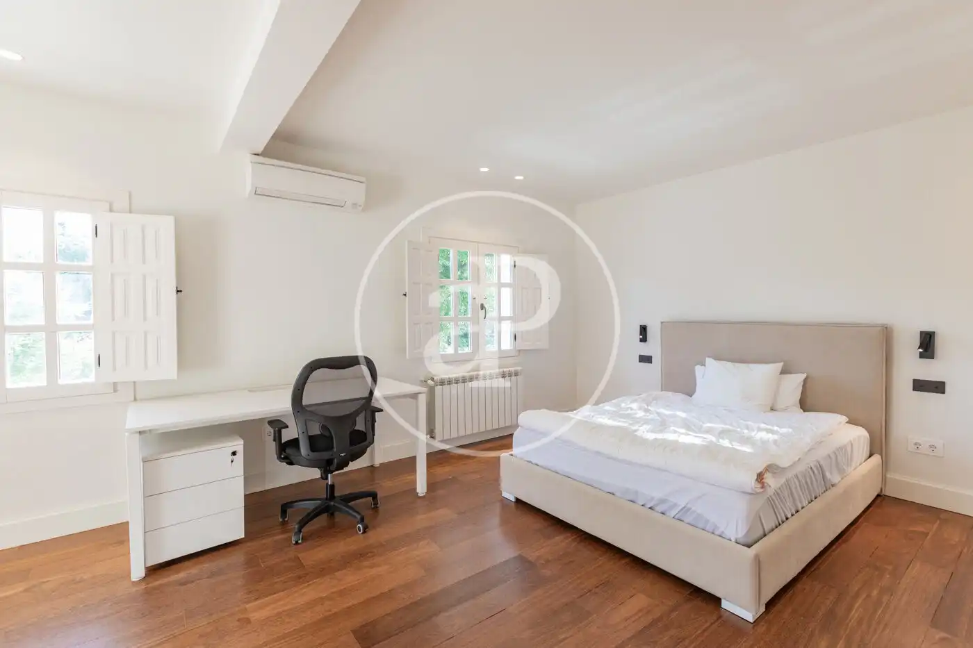 Bedroom of Houses for rent in Madrid  with Air Conditioner, Heating and Private garden
