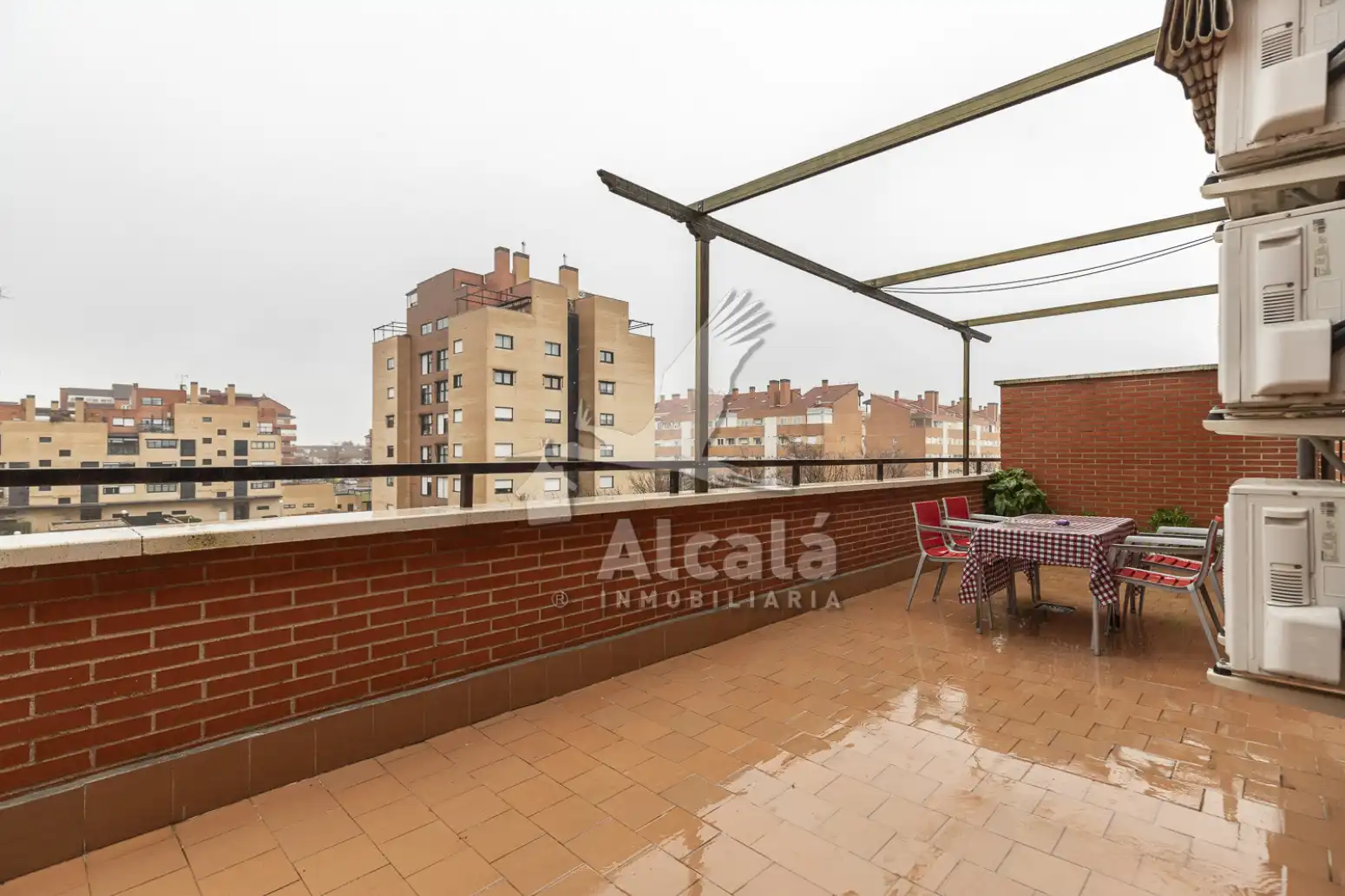 Terraza de Ático en venta en Alcalá de Henares con Aire acondicionado, Calefacción y Terraza