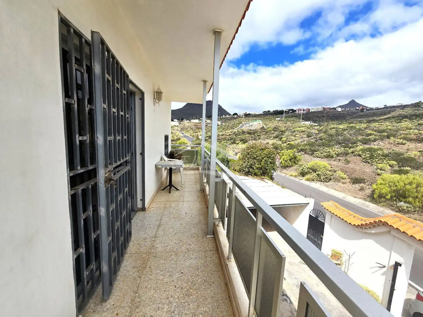 Vista exterior de Casa o xalet en venda en Arona amb Terrassa