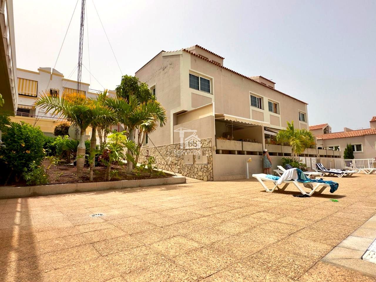 Vista exterior de Casa o xalet en venda en Adeje amb Terrassa, Traster i Piscina