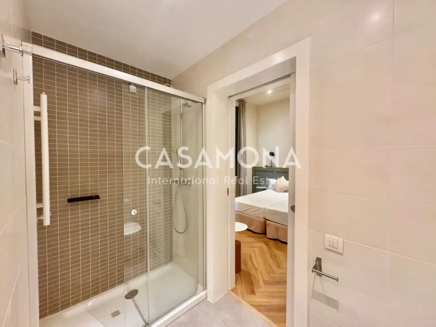 Bany de Apartament en venda en Barcelona amb Aire condicionat, Calefacció i Terrassa