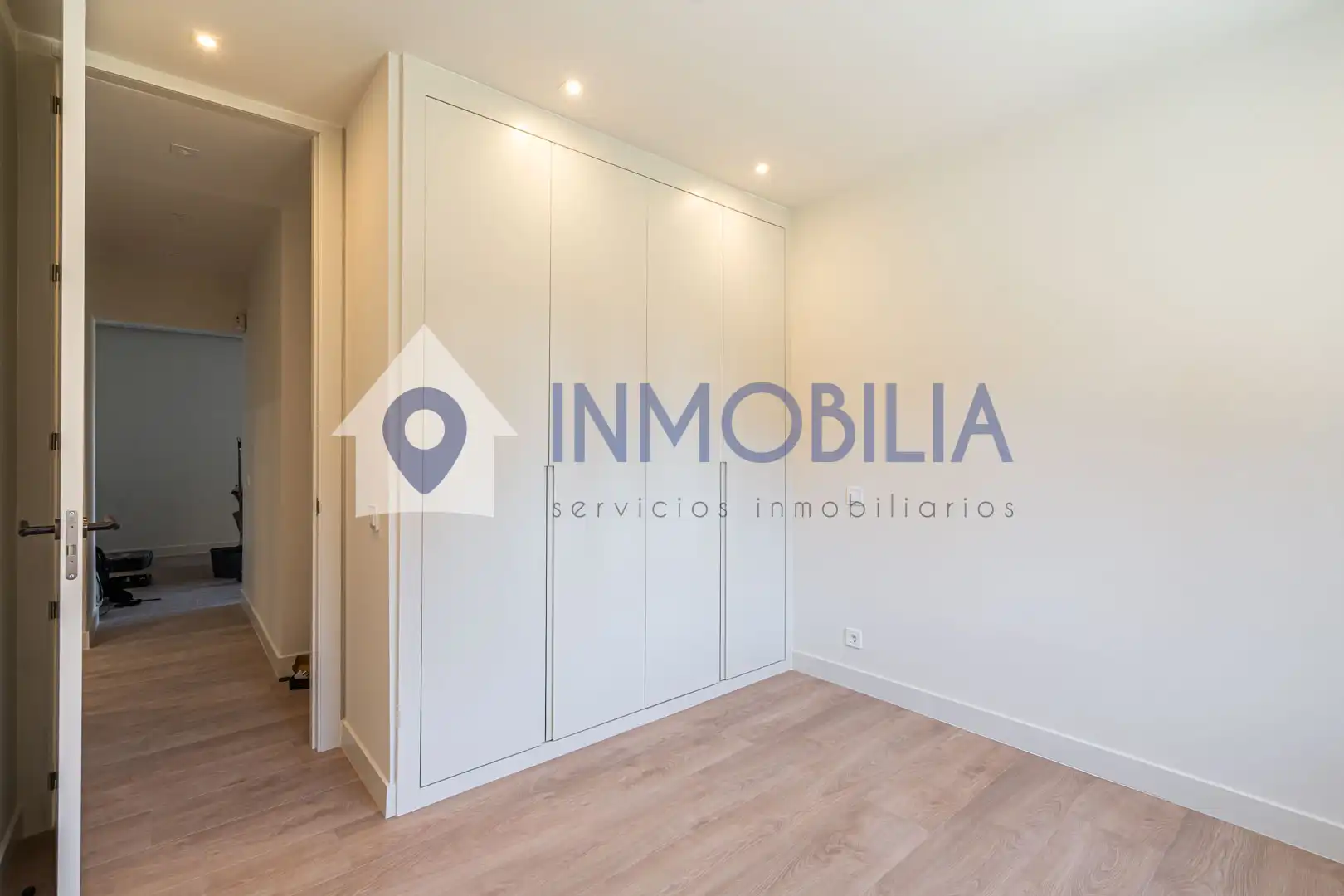 Bedroom of Flat for sale in Madrid  with Air Conditioner, Heating and Terrace