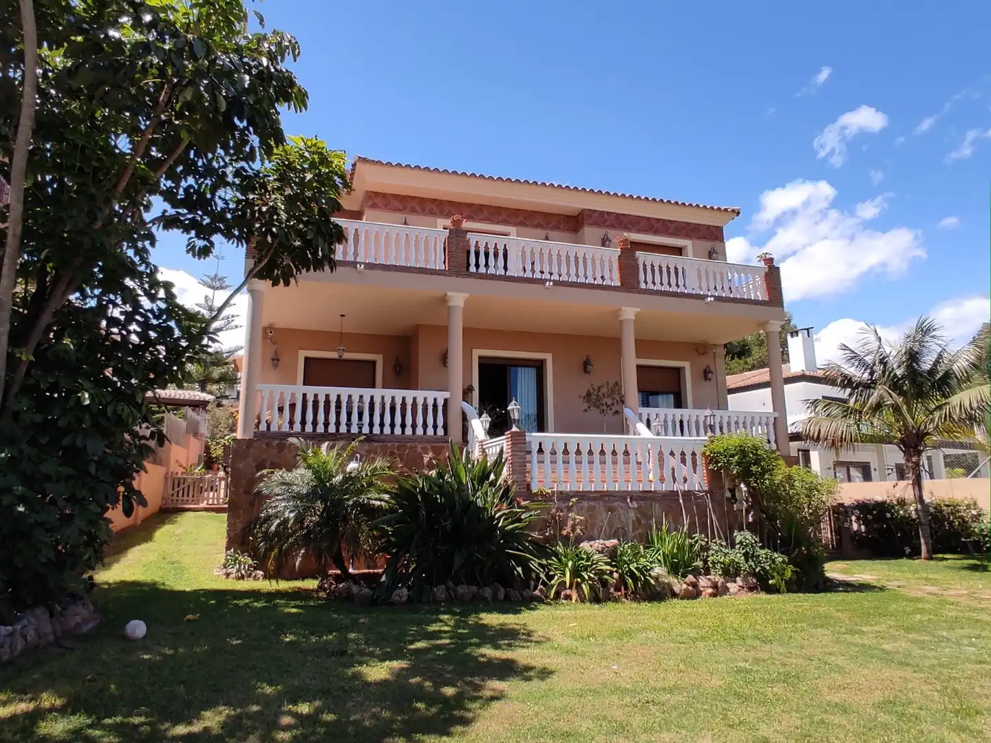 Villa mit Pool zum Verkauf in Calle Río Benamargosa 1, imagen 2