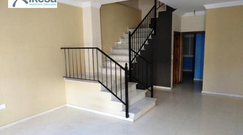 Foto 3 de Casa adosada en venta en Avenida de Rota, Cádiz