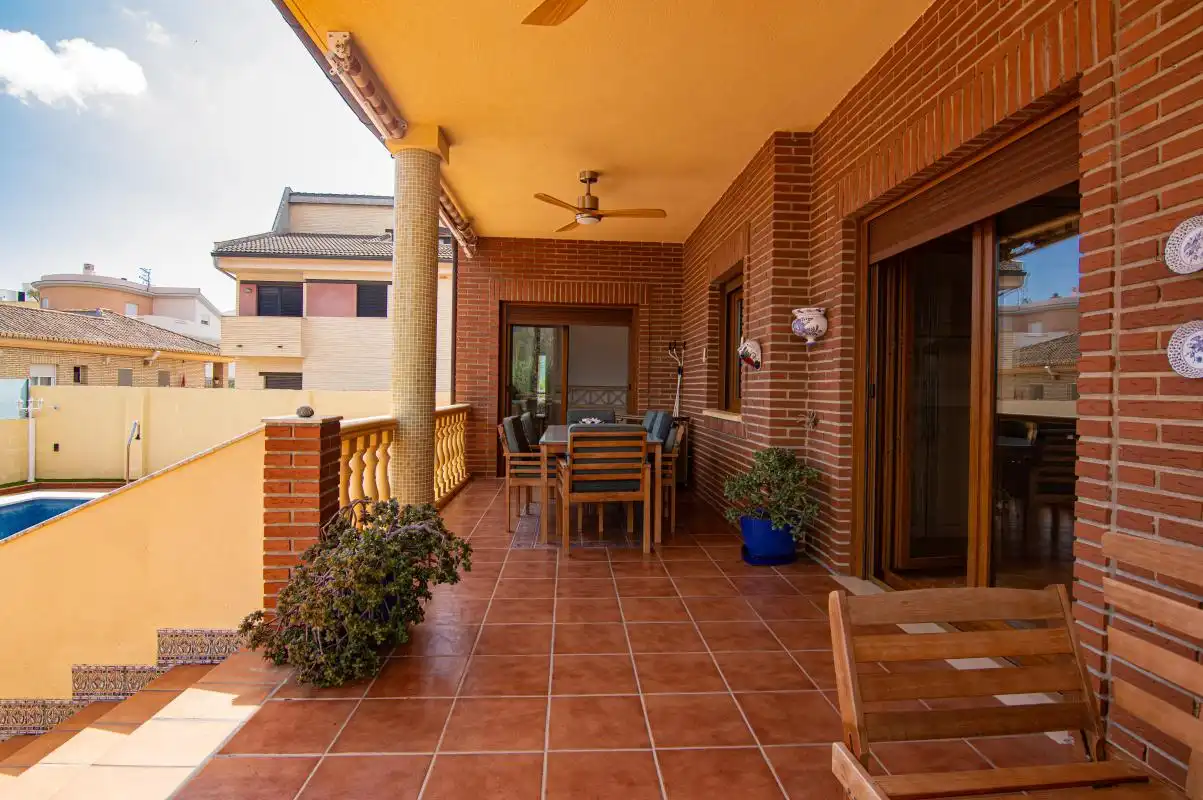Casa o chalet en venta en Carrer Llarguer, Benirredrà