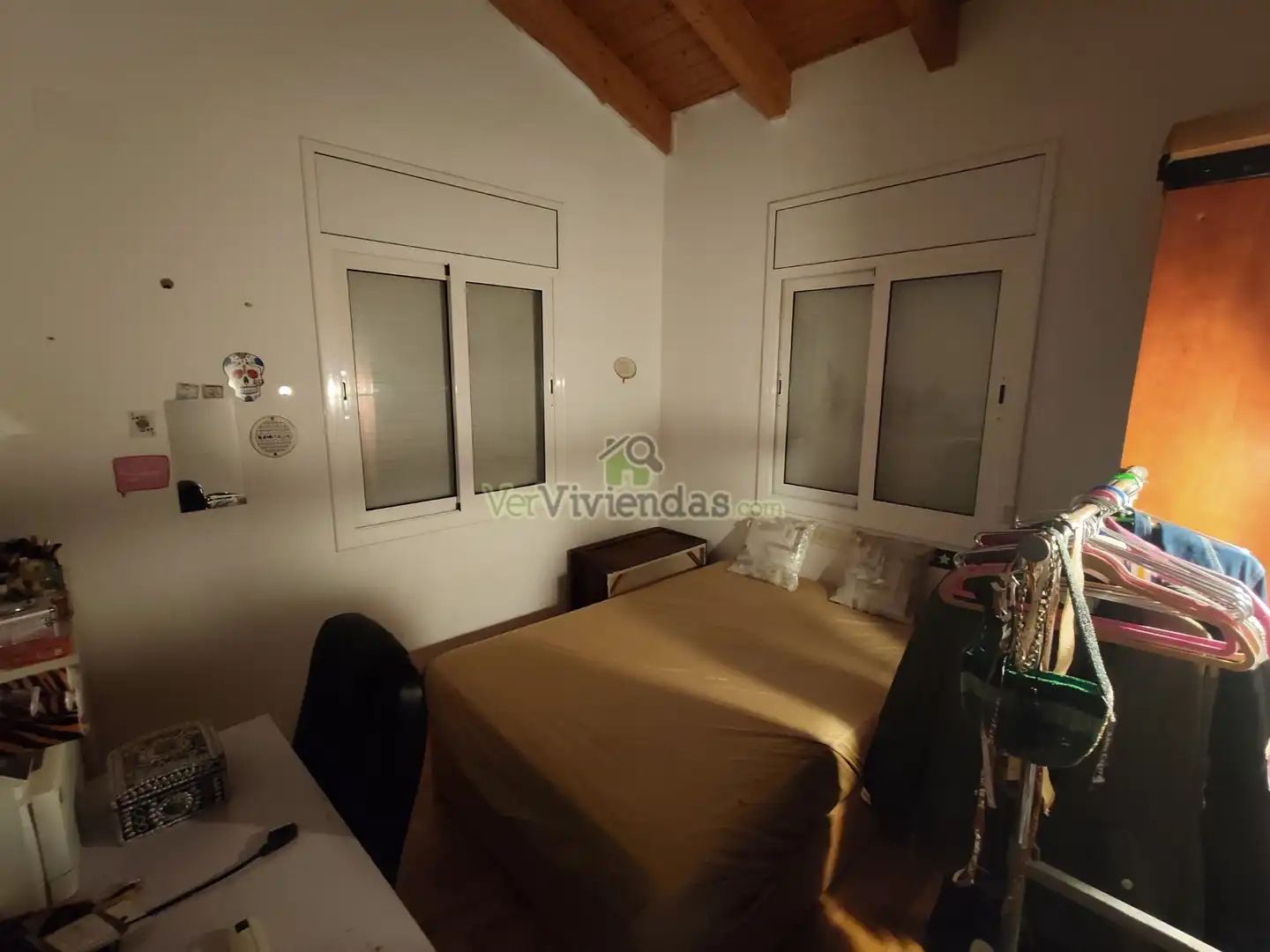 Habitación de Casa o chalet en venta en Corbera de Llobregat con Calefacción, Jardín privado y Parquet