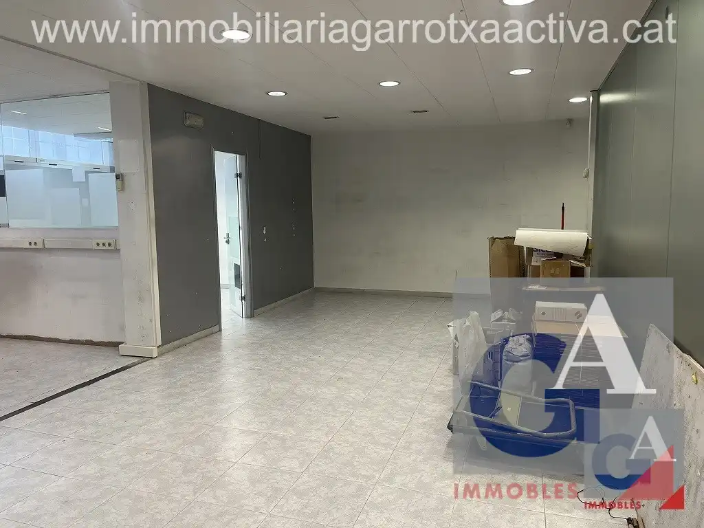 Locale commerciale in vendita a Olot, imagen 4
