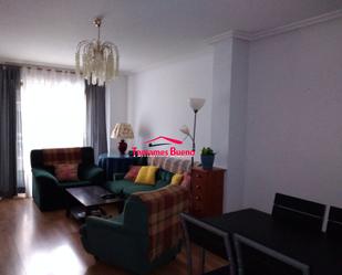 Living room of Flat to rent in Salamanca Capital  with Heating and Balcony