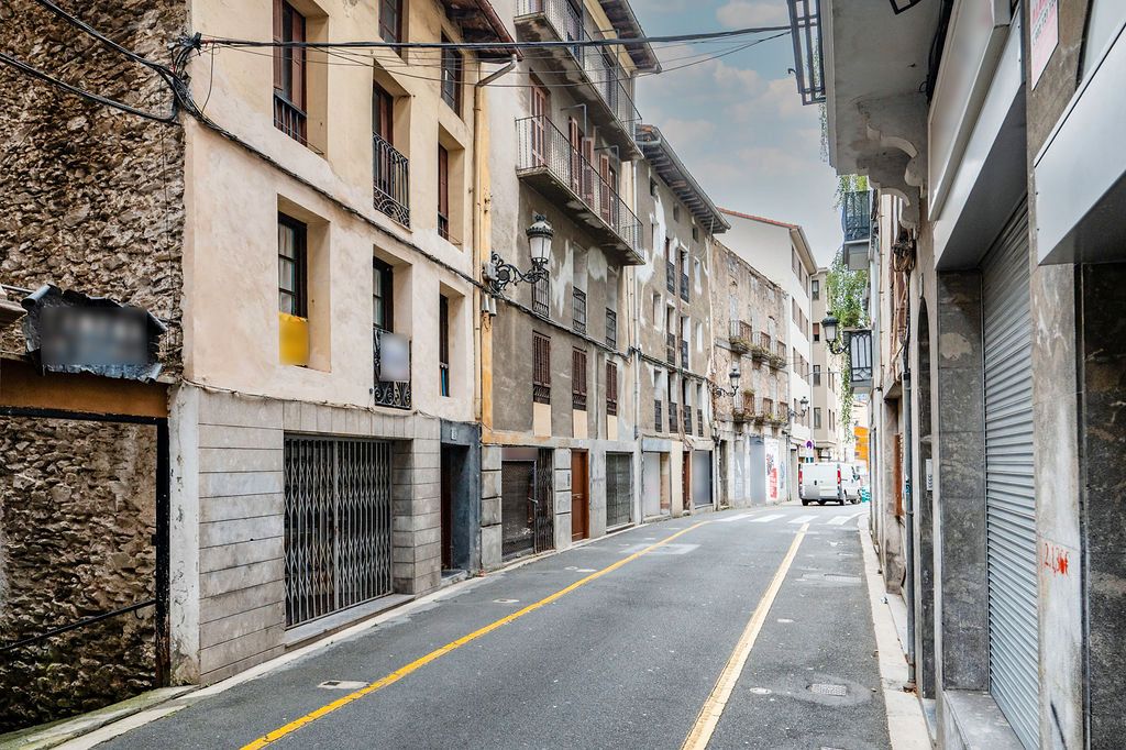 Vista exterior de Piso en venta en Azpeitia