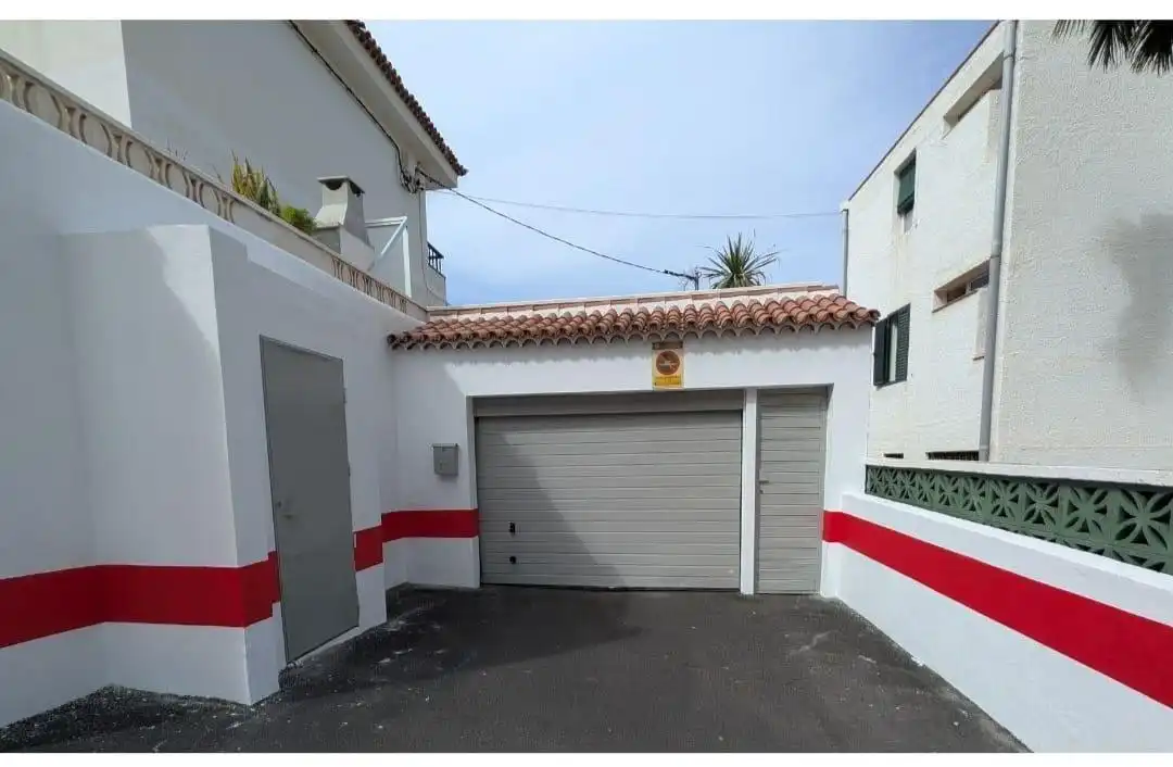 Vista exterior de Apartamento en venta en San Cristóbal de la Laguna con Piscina comunitaria