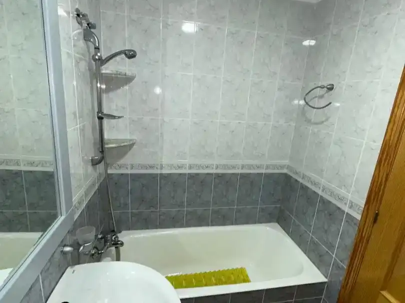 Baño de Piso en venta en Orihuela con Aire acondicionado, Parquet y Trastero