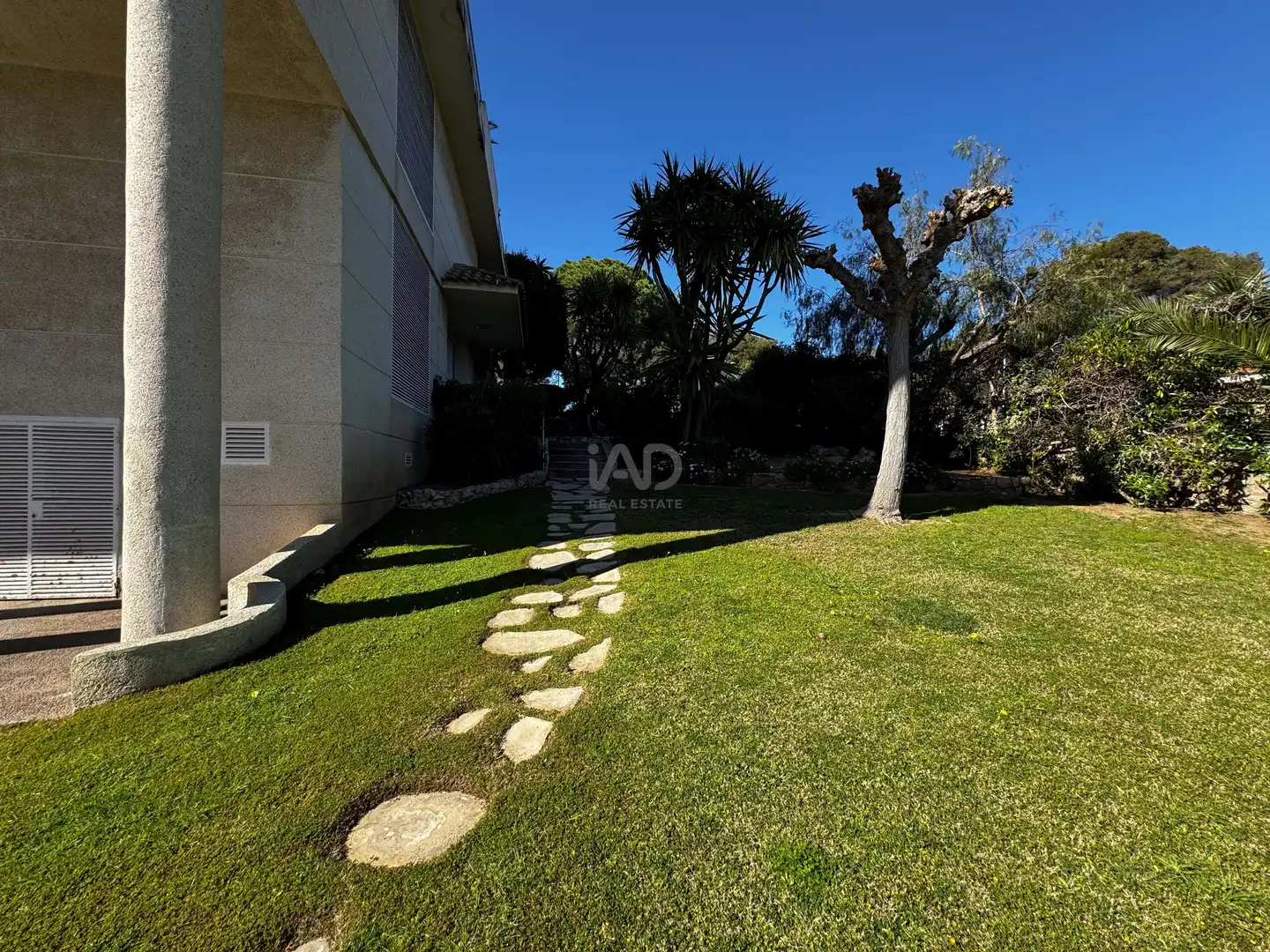 Jardín de Piso en venta en Sitges con Aire acondicionado, Calefacción y Terraza