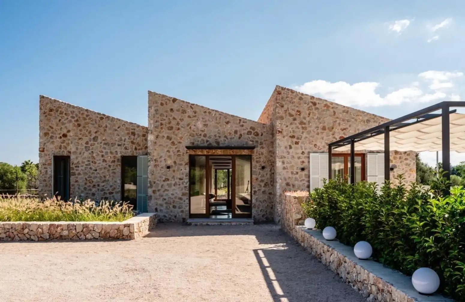 Vista exterior de Casa o xalet en venda en Pollença amb Aire condicionat, Calefacció i Terrassa