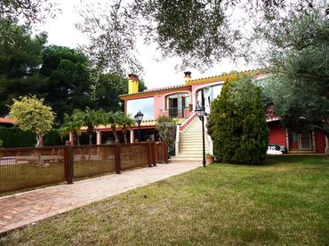 Casa con piscina in vendita a urbanización Las Playetas de Bellver