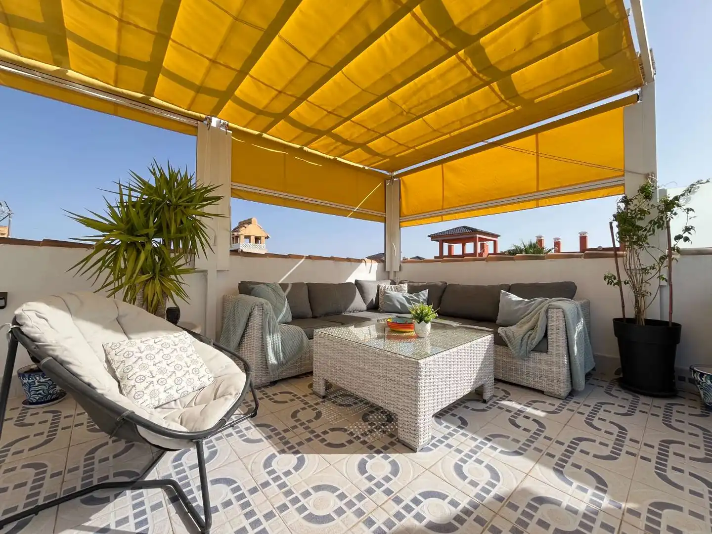 Apartment with pool for sale in Orihuela Costa