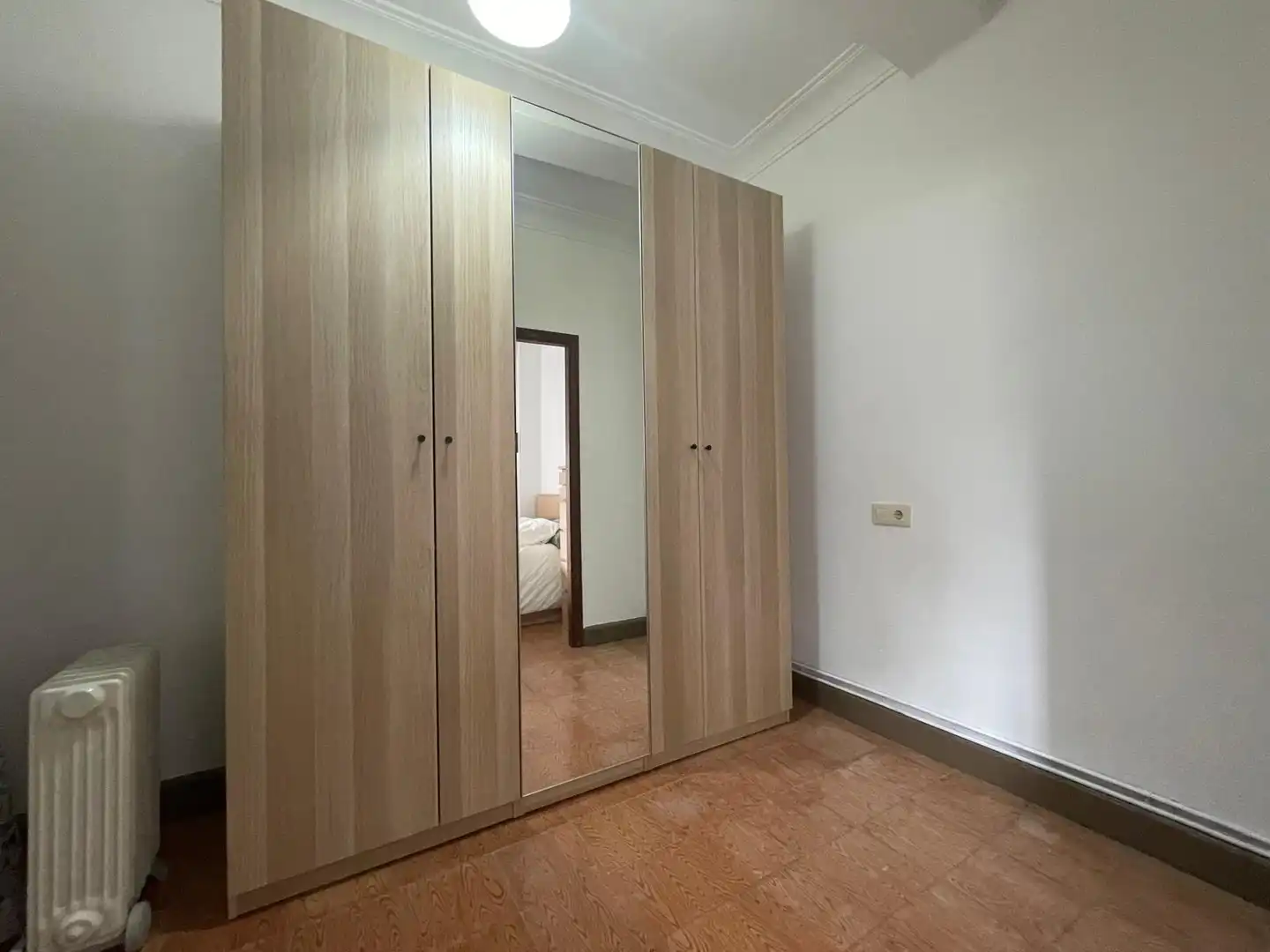 Bedroom of Flat for rent in Ferrol  with Heating, Terrace and Furnished