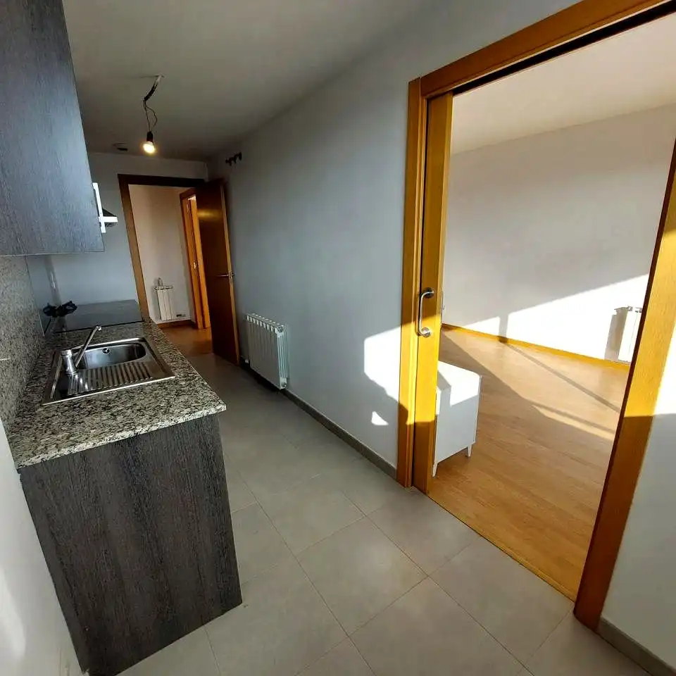 Piso en venta en Vilafranca del Penedès con Calefacción, Parquet y Terraza
