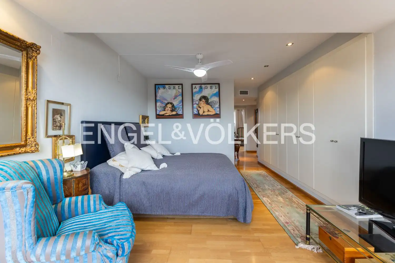 Habitación de Ático en venta en Valencia con Aire acondicionado, Calefacción y Jardín privado