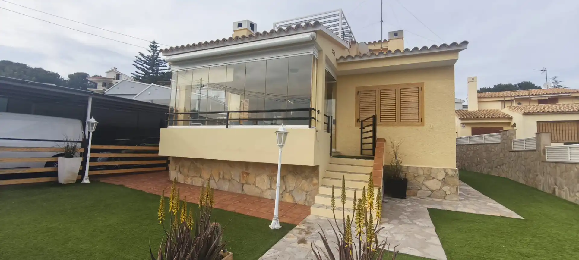 Exterior view of Houses for sale in Benicasim / Benicàssim  with Air Conditioner, Heating and Private garden