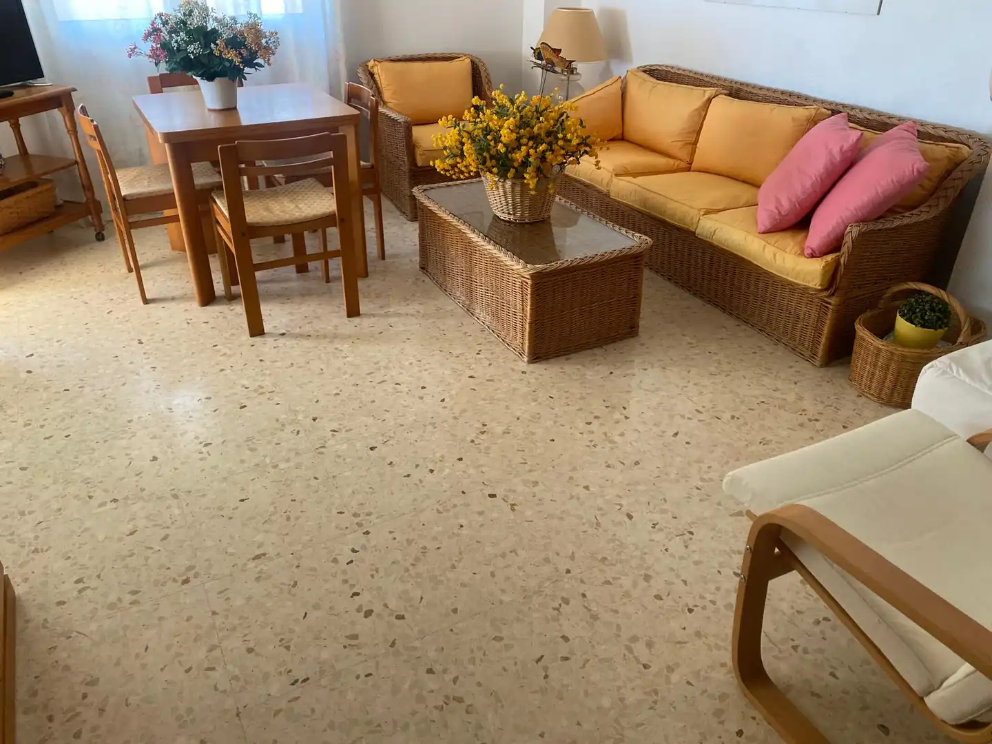 Sala de estar de Apartamento en venta en Xeraco con Trastero, Balcón y Piscina comunitaria