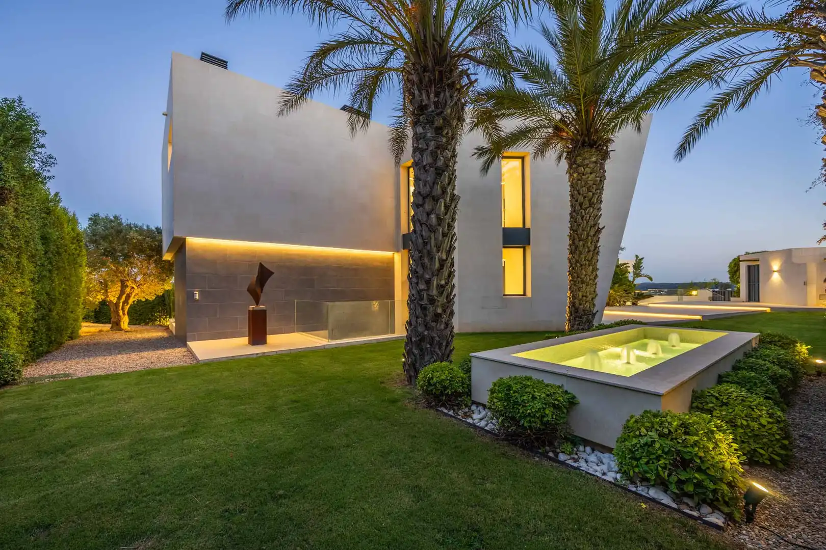 Vista exterior de Casa o chalet en venta en Sotogrande con Aire acondicionado, Calefacción y Jardín privado