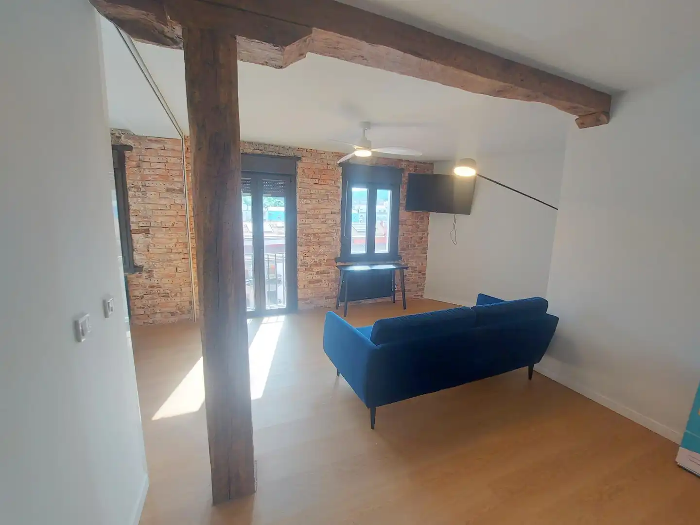 Sala de estar de Piso en venta en Bilbao  con Calefacción, Amueblado y Balcón