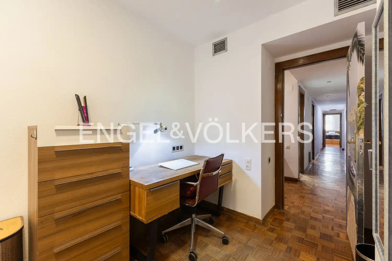 Piso de alquiler en Valencia con Aire acondicionado, Calefacción y Parquet