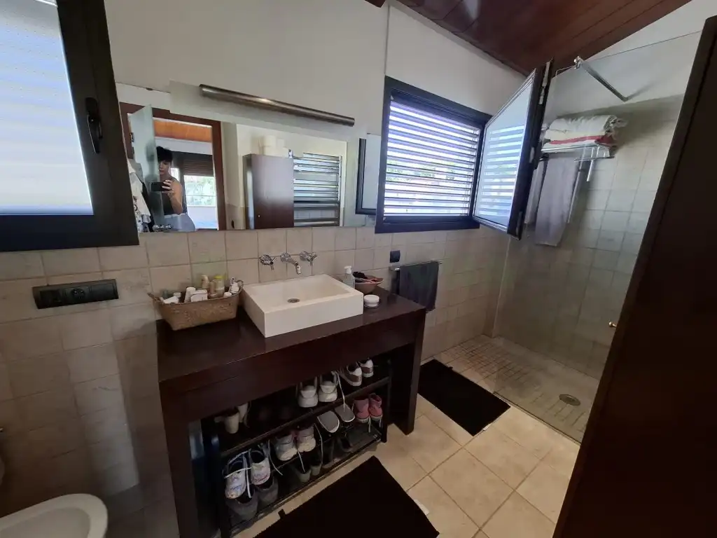 Bathroom of Houses for sale in Pineda de Mar