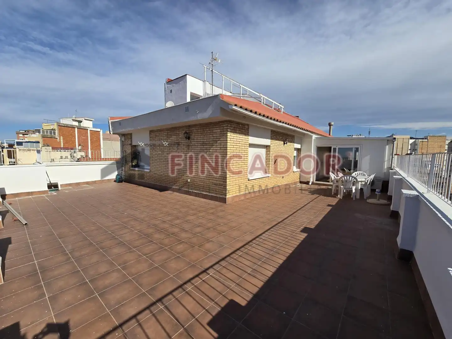 Terrasse von Maisonette zum Verkauf in Barcelona mit Klimaanlage, Heizung und Parkett