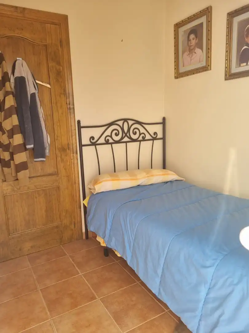 Habitación de Casa o chalet en venta en Nerja con Calefacción, Jardín privado y Terraza