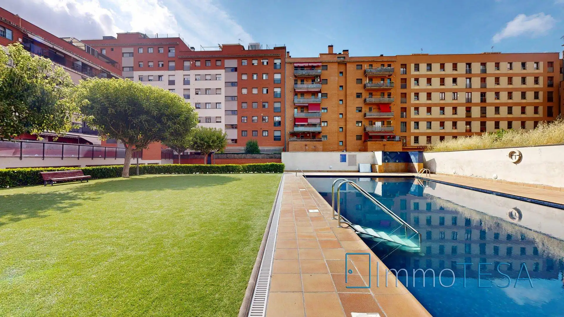 Piscina de Àtic en venda en Barberà del Vallès amb Aire condicionat, Calefacció i Parquet