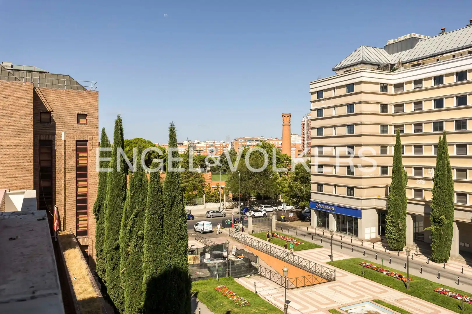 Vista exterior de Pis en venda en Madrid amb Aire condicionat i Calefacció