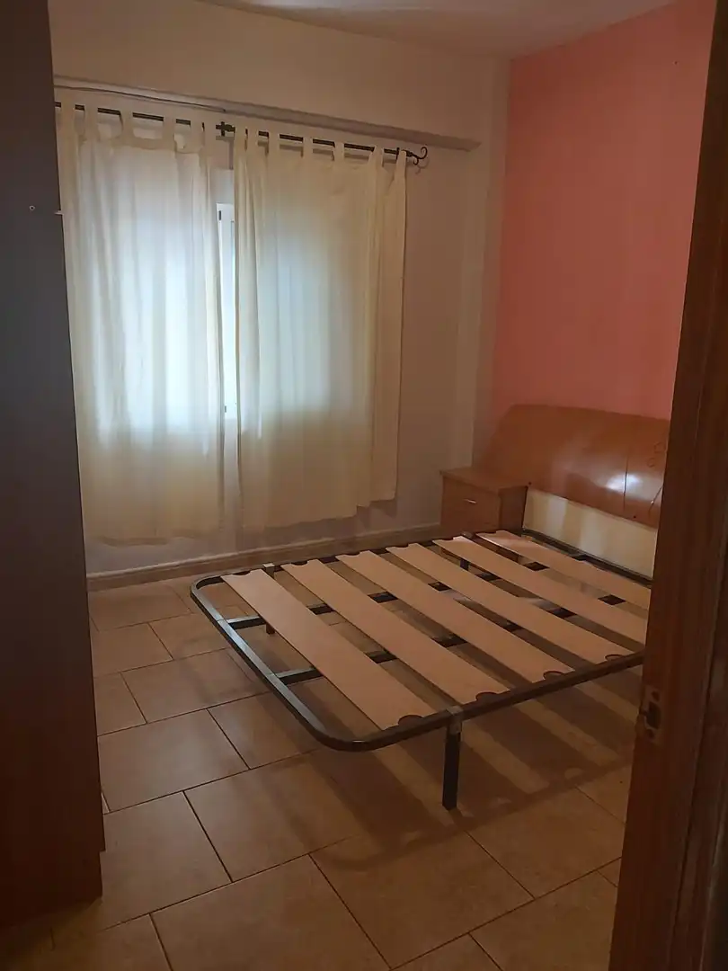 Dormitori de Pis en venda en Alicante / Alacant amb Moblat i Balcó