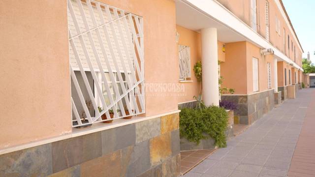 Casa adosada en Venta en Olivar de Quintos