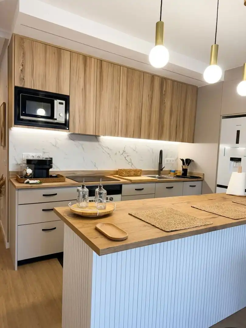 Cuina de Apartament de lloguer en Torrevieja amb Aire condicionat, Calefacció i Parquet